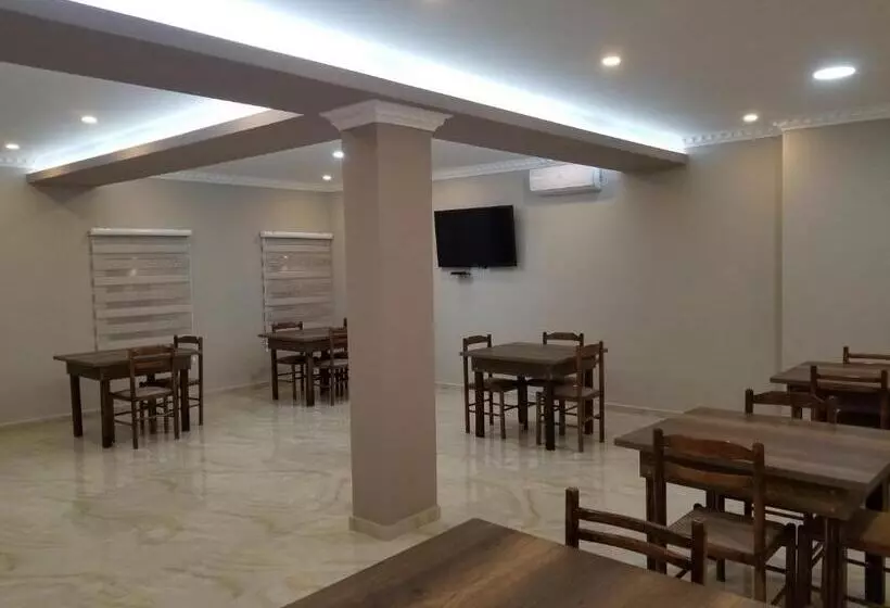 پانسیون Guesthouse Arben Elezi
