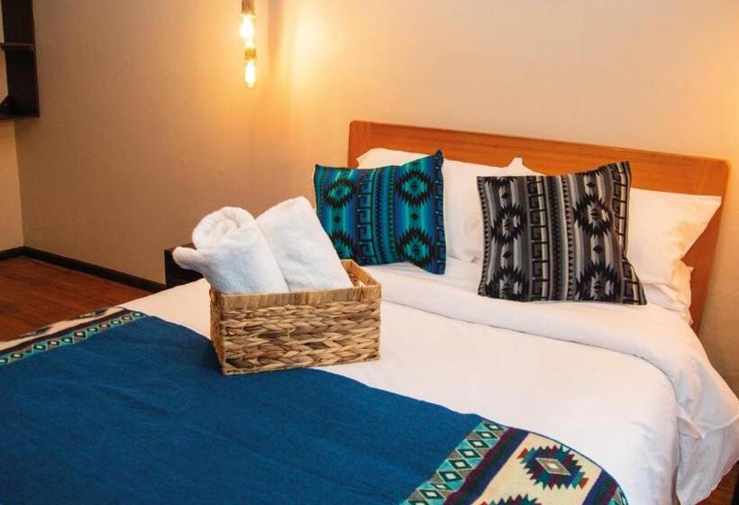 פנסיון Hostal Restaurant La Cigale