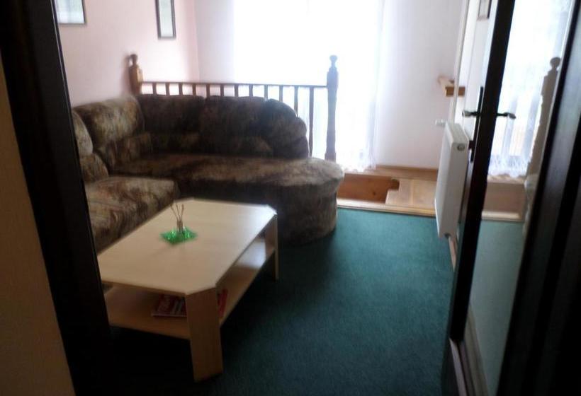 פנסיון Penzion V Budech