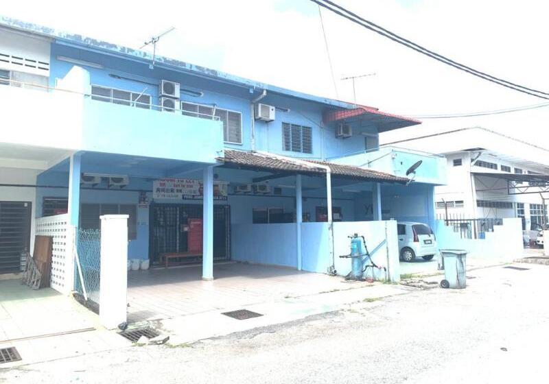 פנסיון Spot On 89860 Yb House