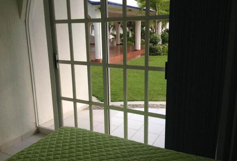 Общежитие Villas Sol Diamante