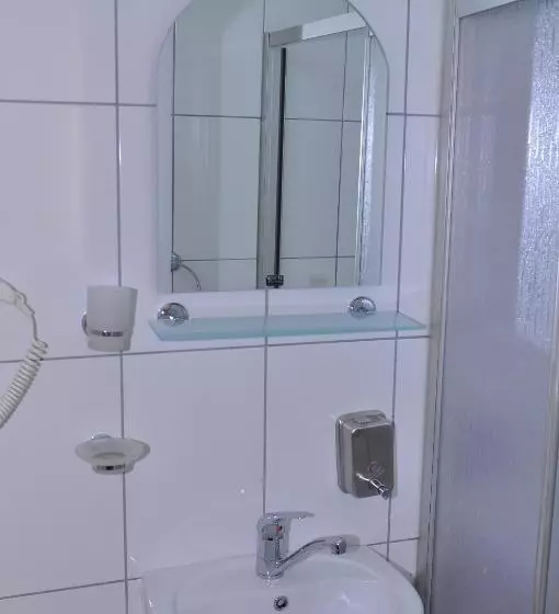 Emsa Otel Maltepedeki Eviniz