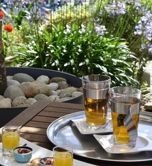 Отель Logis Hôtel De La Pointe Du Cap Coz