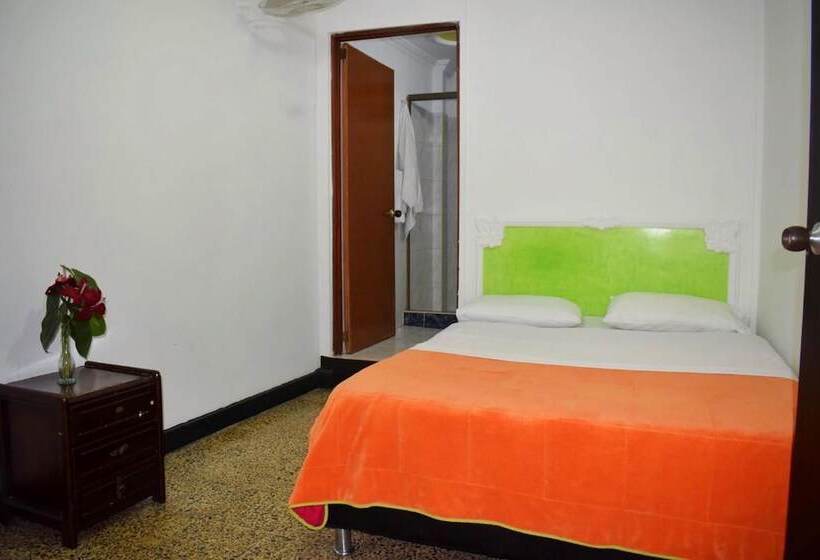 هتل Los Cristales