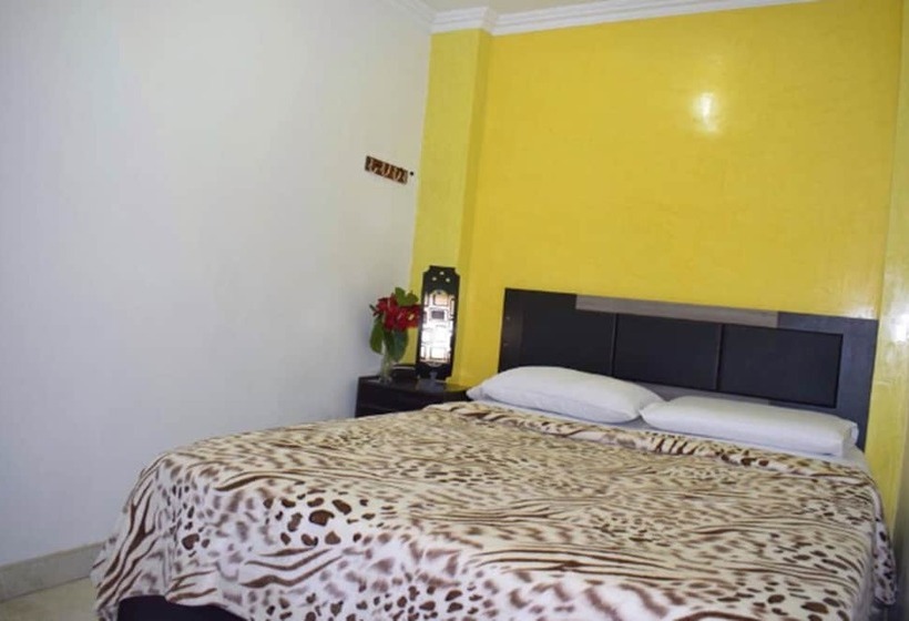 هتل Los Cristales