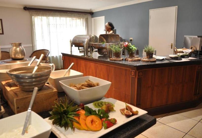 ペンション College Lodge