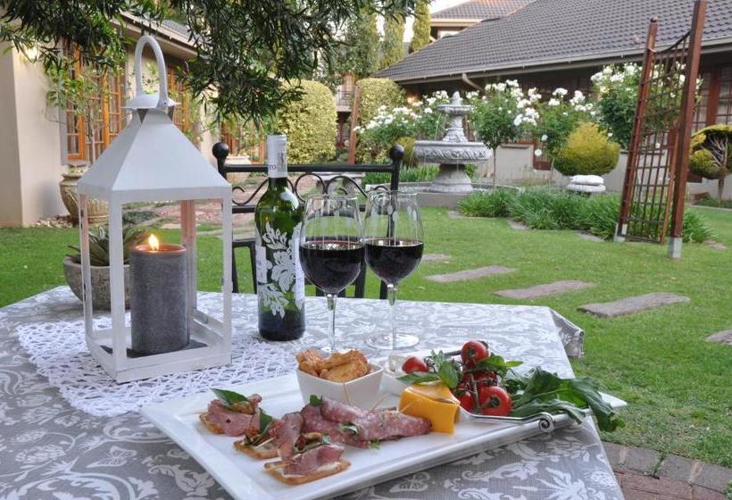 ペンション College Lodge