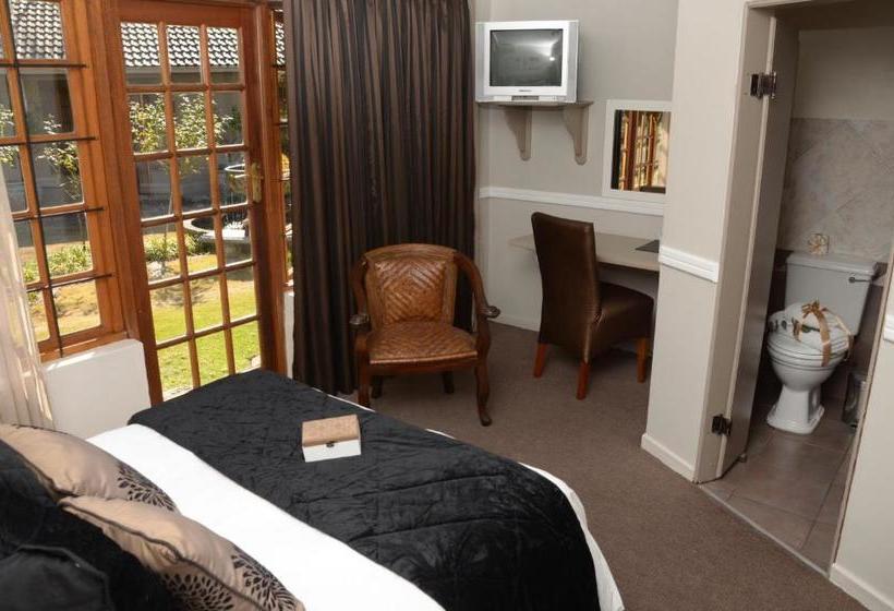 ペンション College Lodge