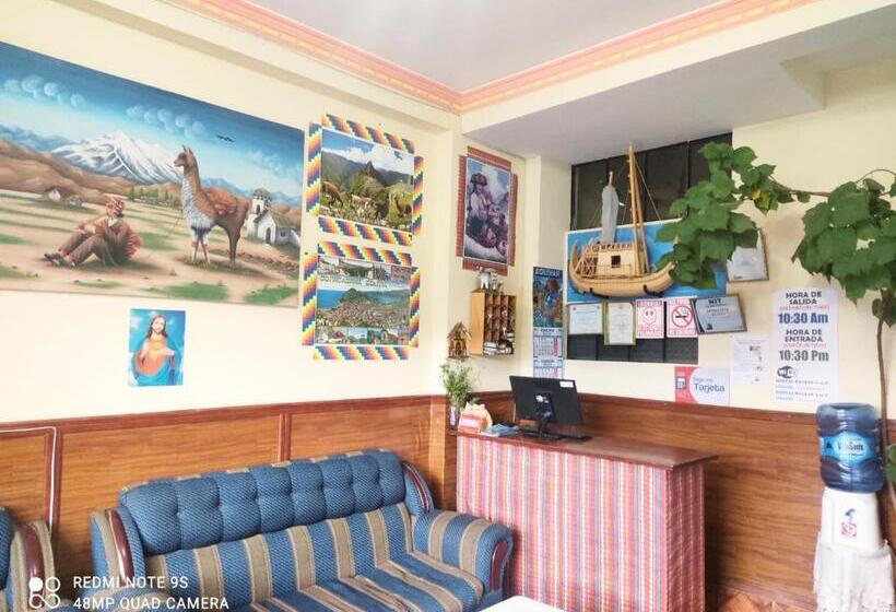 هاستل Hostal Las Balsas