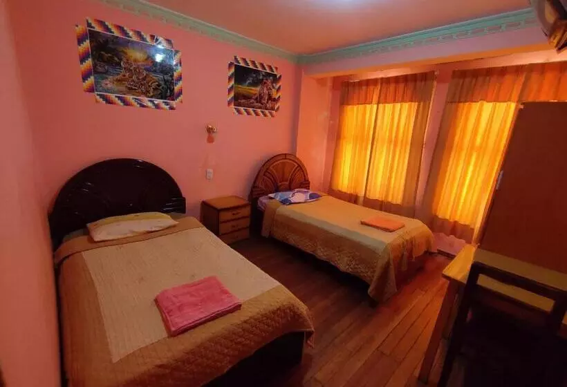 هاستل Hostal Las Balsas