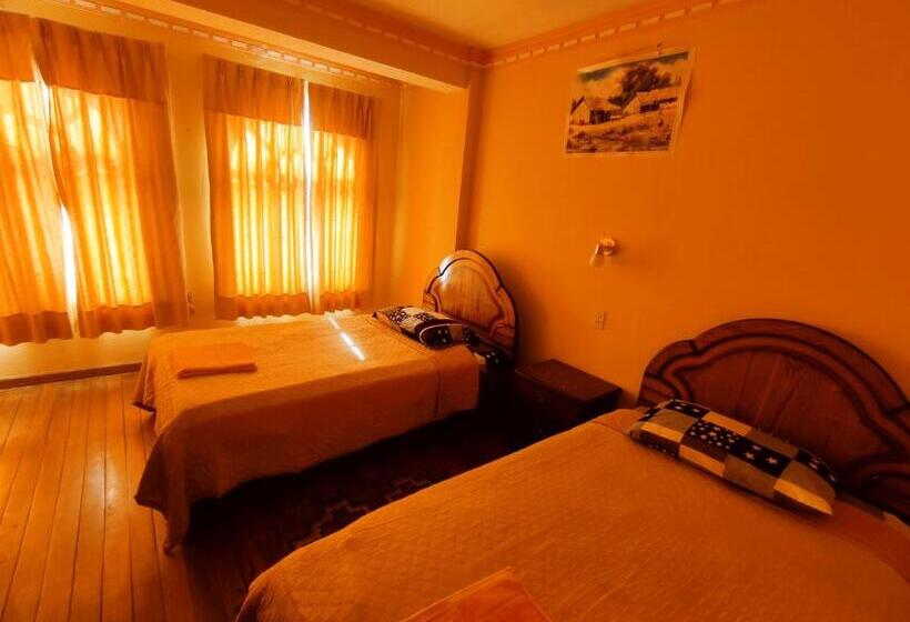 هاستل Hostal Las Balsas