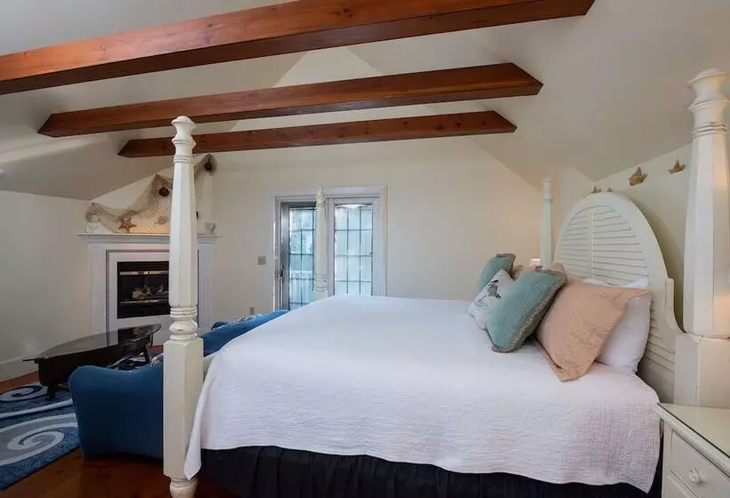 Retkeilymaja Strong House Inn