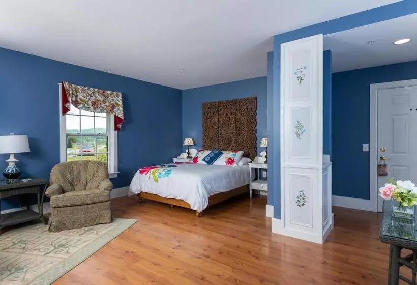 Retkeilymaja Strong House Inn