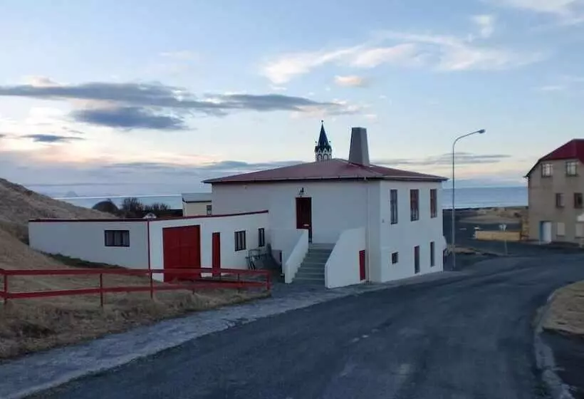 پانسیون Guesthouse Tilraun