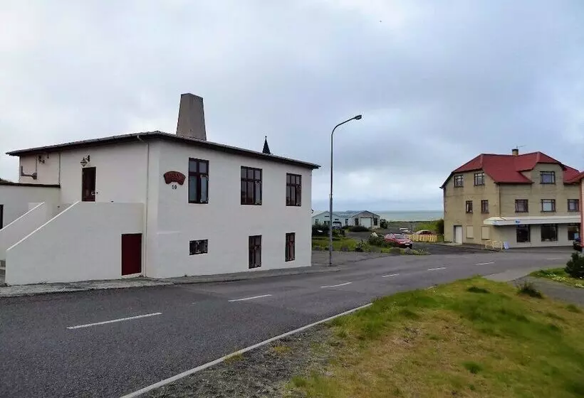 پانسیون Guesthouse Tilraun