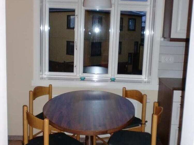 פנסיון Guesthouse Tilraun