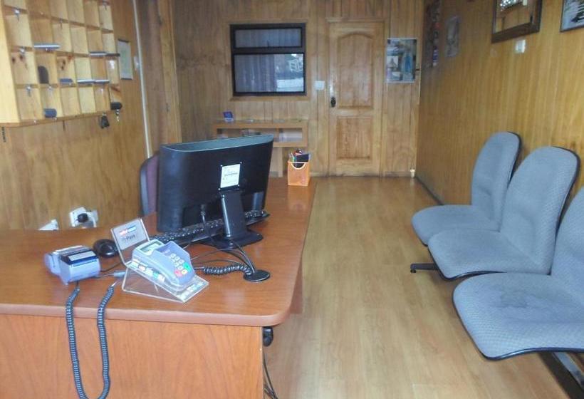 بنسيون Hostal Fx