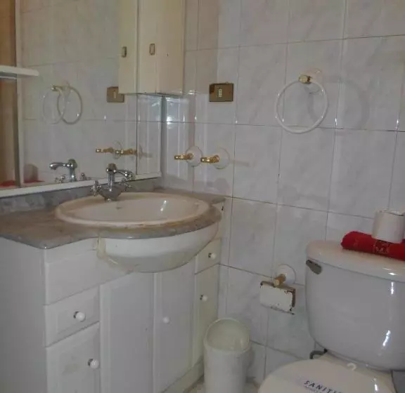 پانسیون Hostal Fx