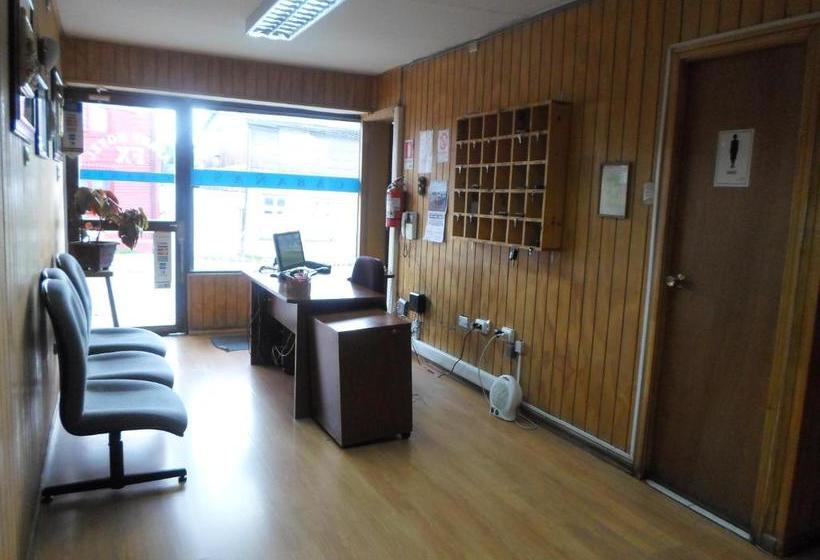 بنسيون Hostal Fx