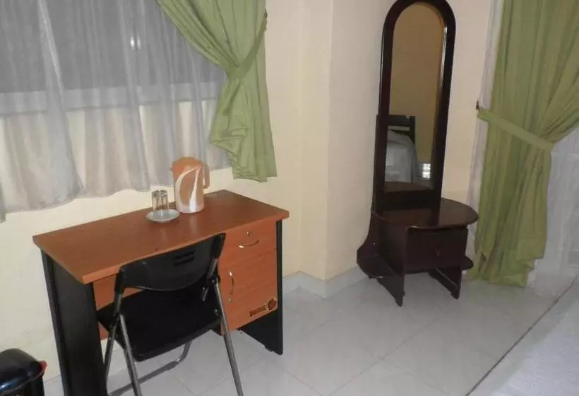 Pensió Mccarthy Guesthouse