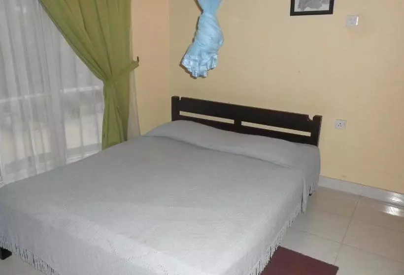 Pensió Mccarthy Guesthouse