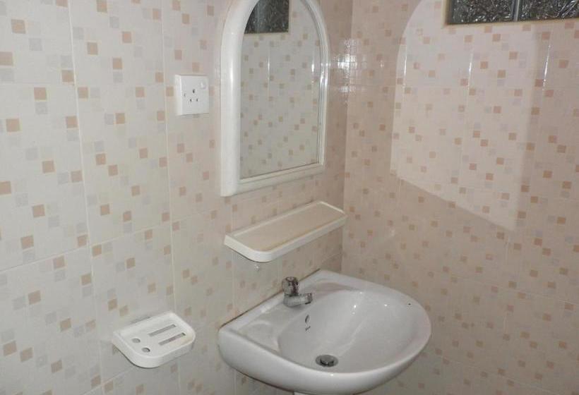 بنسيون Mccarthy Guesthouse