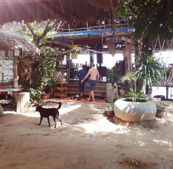 بنسيون Samon Village