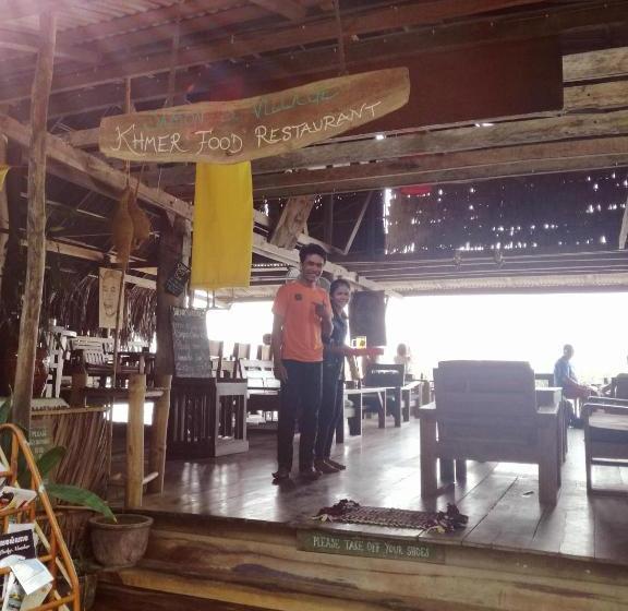 بنسيون Samon Village