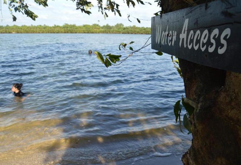 بنسيون Samon Village