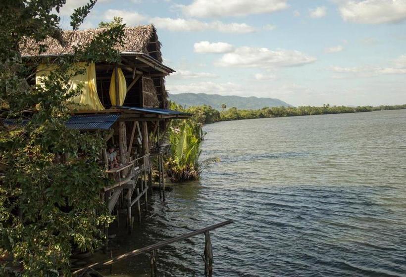 بنسيون Samon Village