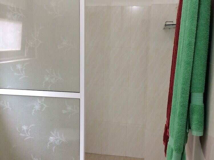 פנסיון Unawatuna Beach Bungalow