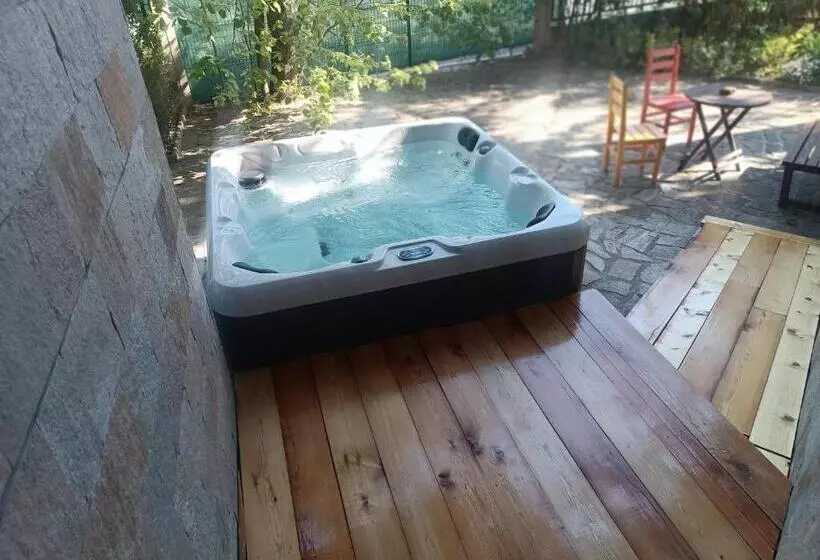 Pensió Villa Forest Way