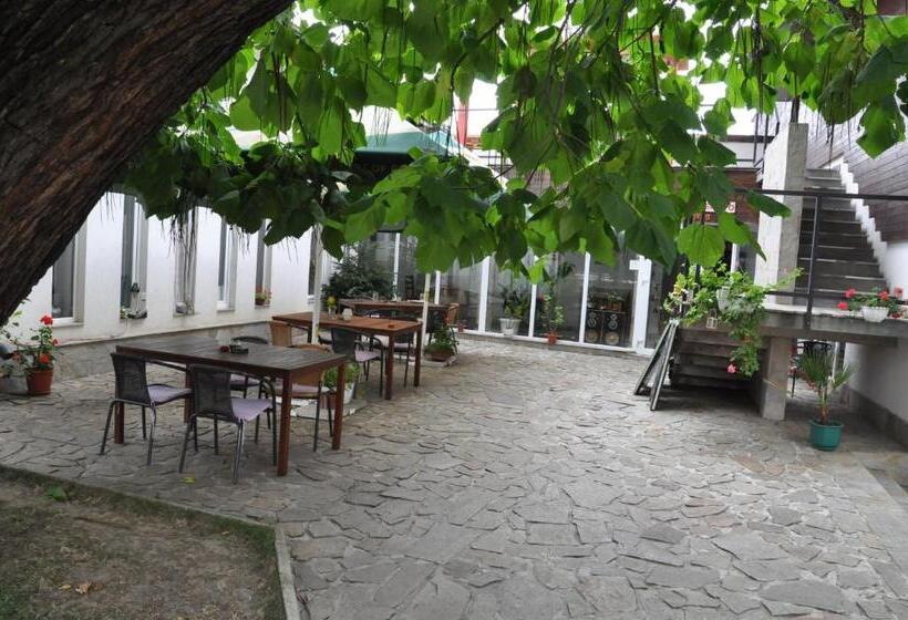 ペンション Villa Forest Way