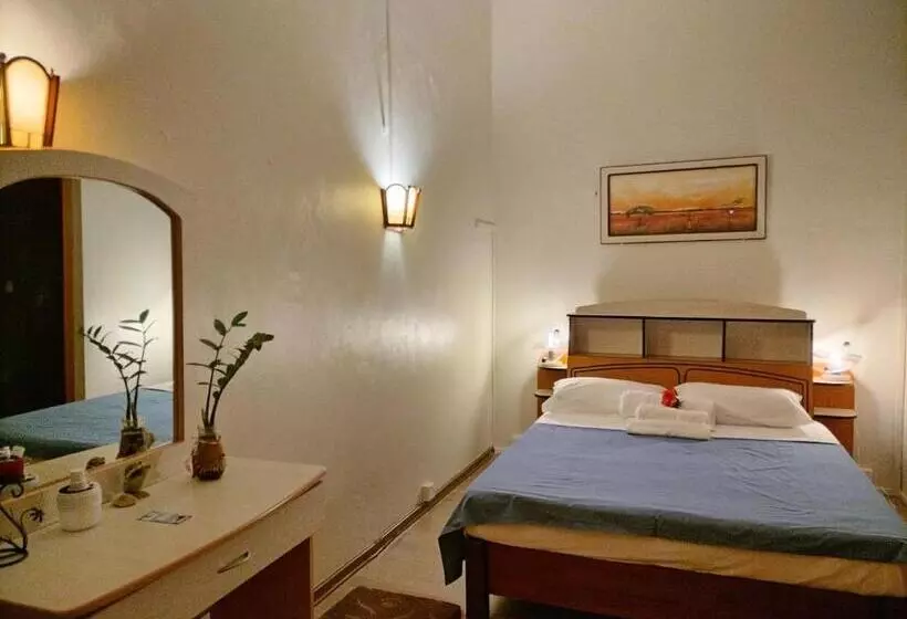 پانسیون Villa La Romance Kreol