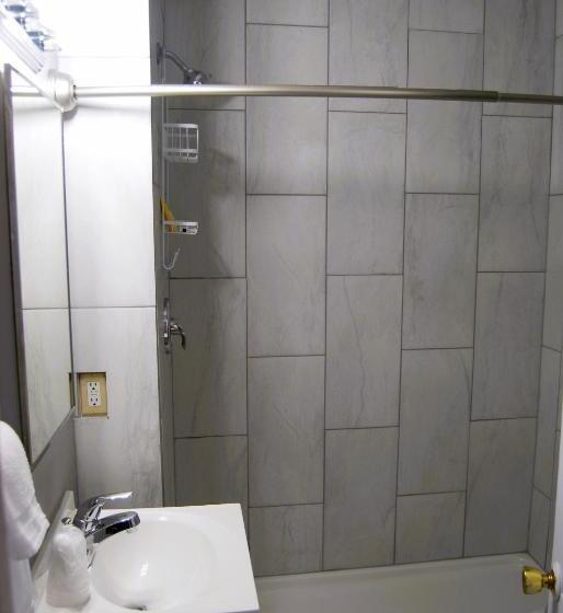 فندق صغير Deep Water Inn