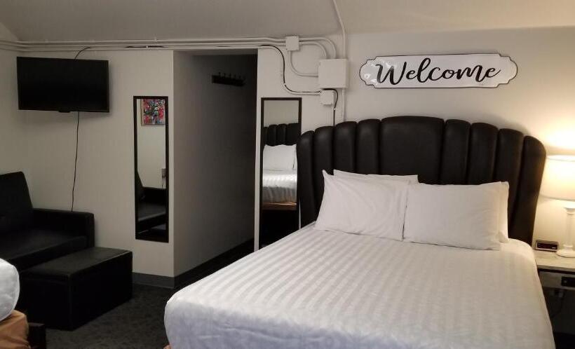 فندق صغير Deep Water Inn