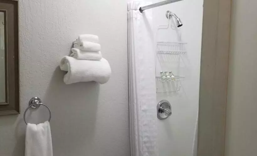 Retkeilymaja Deep Water Inn