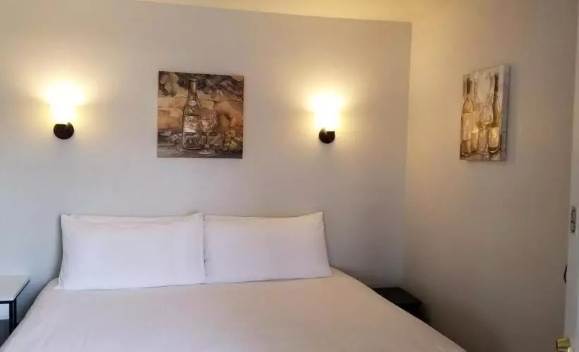 Retkeilymaja Deep Water Inn