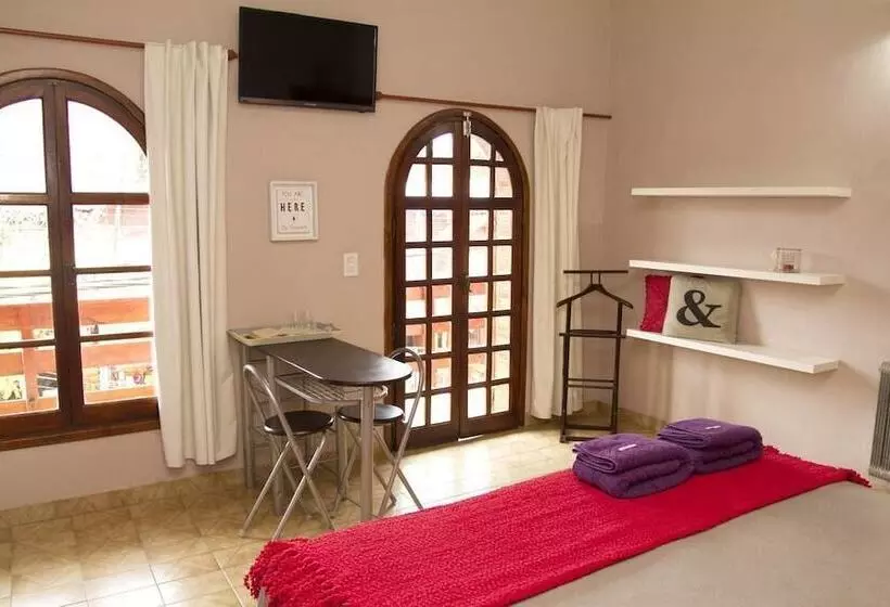 Retkeilymaja Posada Del Centro