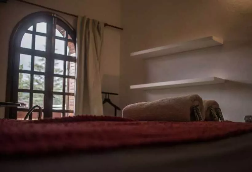 Retkeilymaja Posada Del Centro