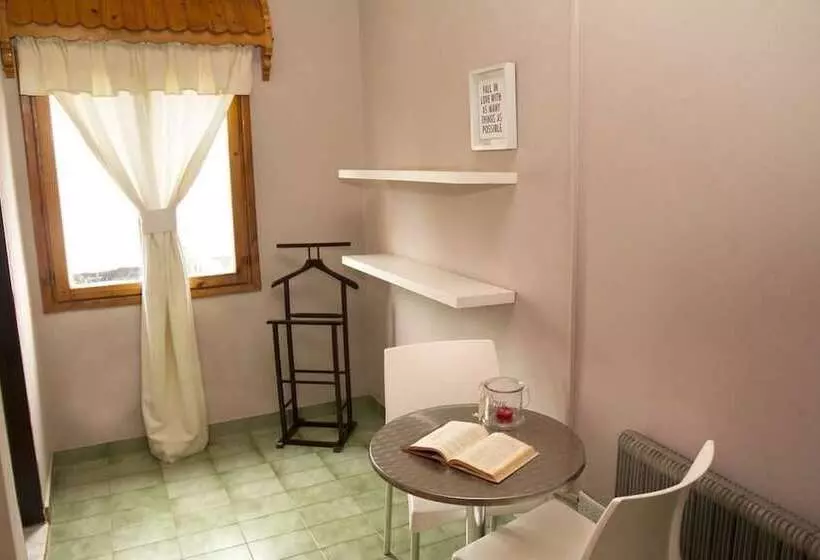 Retkeilymaja Posada Del Centro