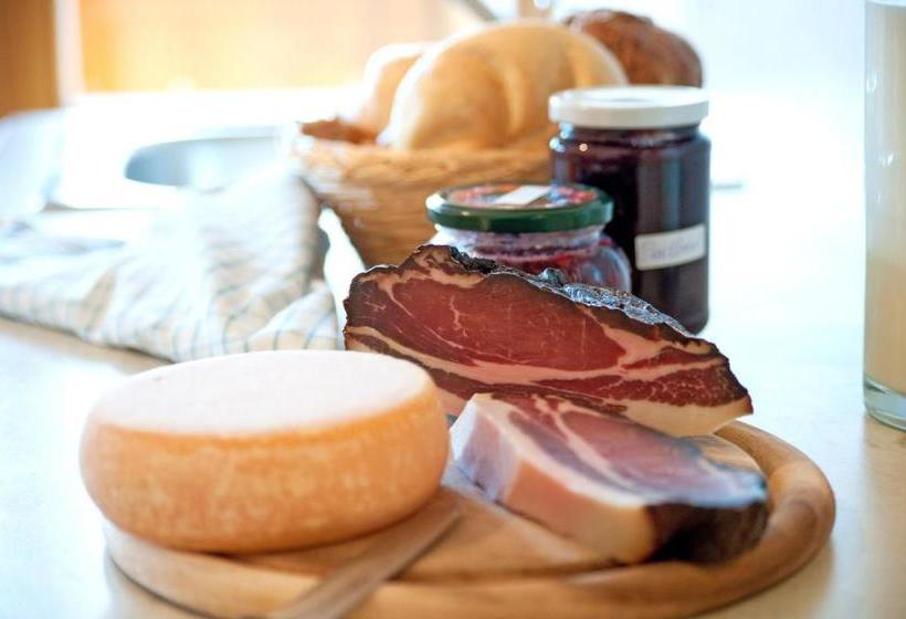 فندق Brandebengut