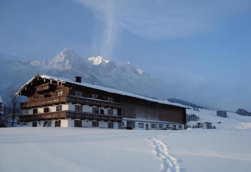 בית מלון כפרי Hagerhof