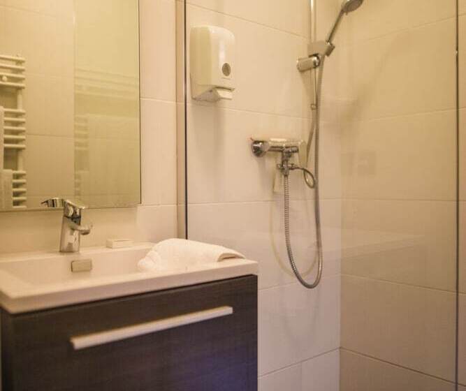 Hotel V E R O N E   Rooms & Suites   Liège   Rocourt