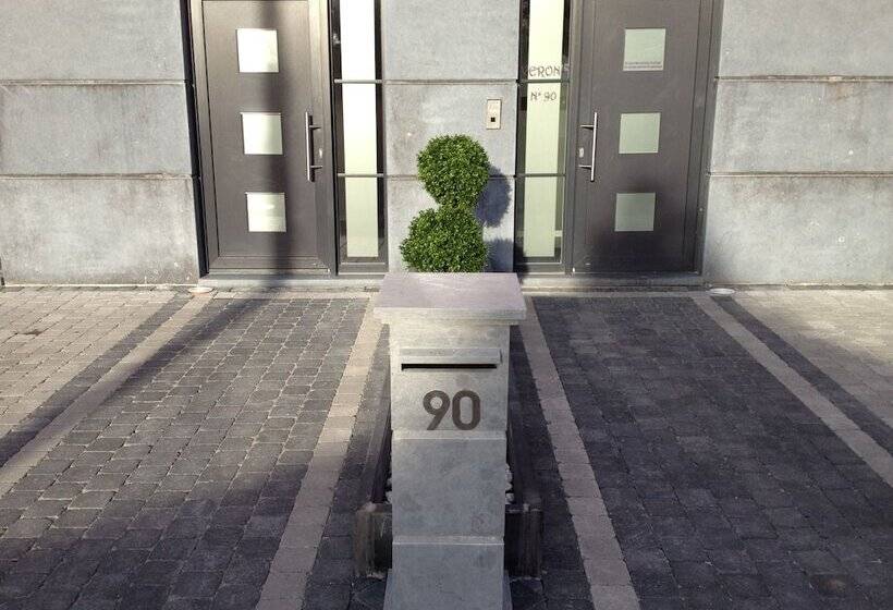 Hotel V E R O N E   Rooms & Suites   Liège   Rocourt