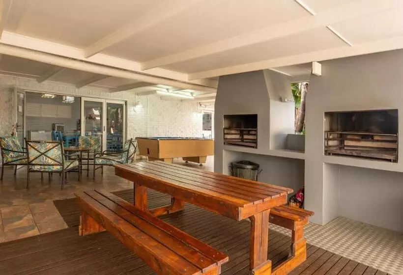 Majatalo Beach Cabanas