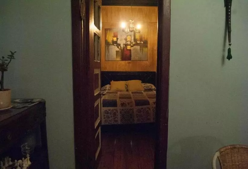 ペンション Hostel 1760