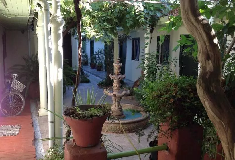 ペンション Hostel 1760