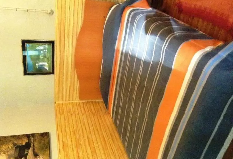 ペンション Hostel 1760