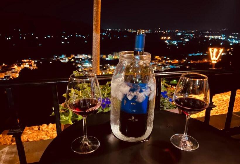 膳宿费 Kris Guesthouse